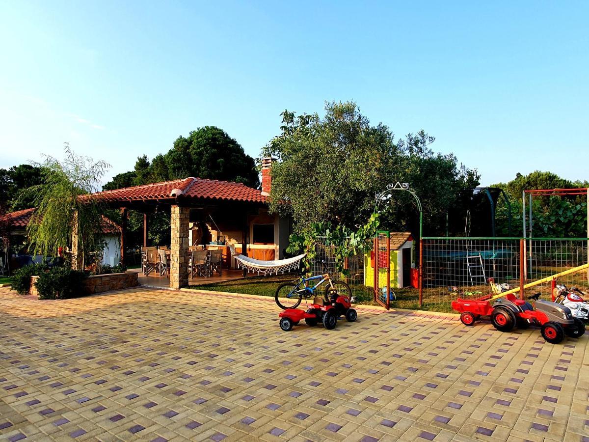 Appartamento Katina'S House Vourvourou Esterno foto