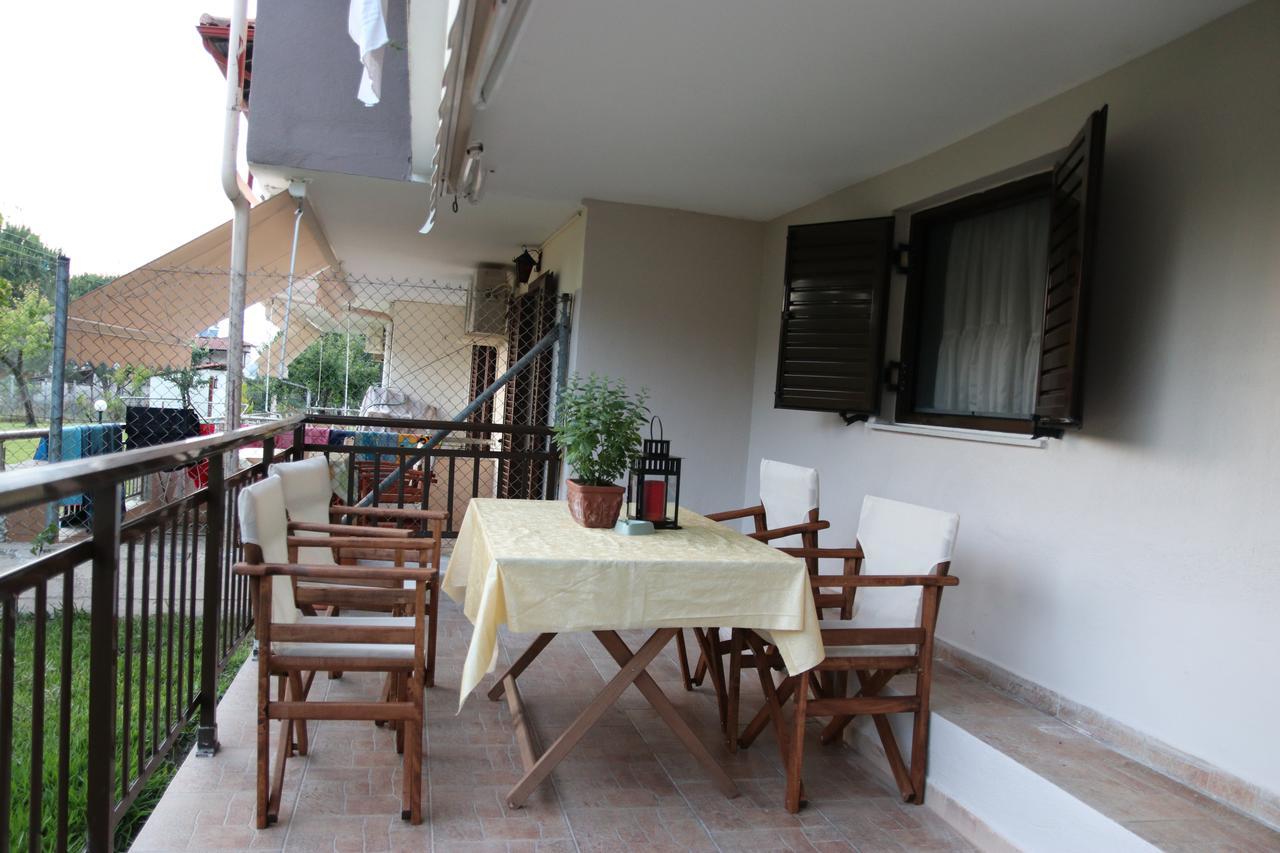 Appartamento Katina'S House Vourvourou Esterno foto